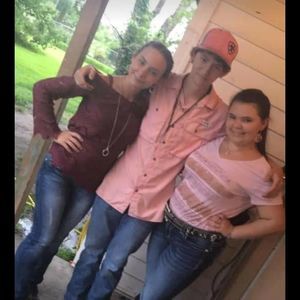 Meet your Posher, Raymond